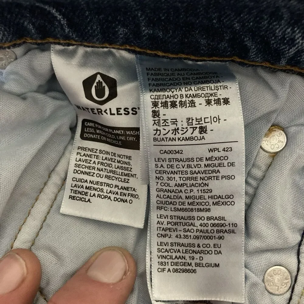Levis used no